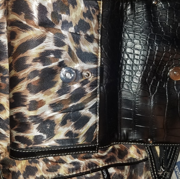 Purse - Picture 3 of 6